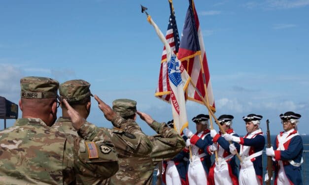 Federal Army Reserve Chief administers Oath of Enlistment to future soldiers in Puerto Rico