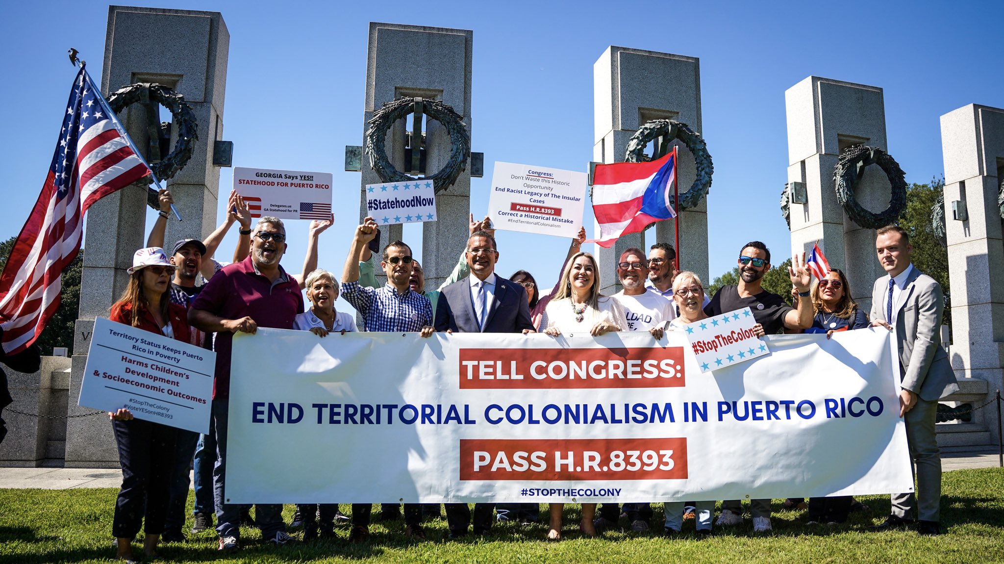 Puerto Rican statehood supporters make push for HR 8393